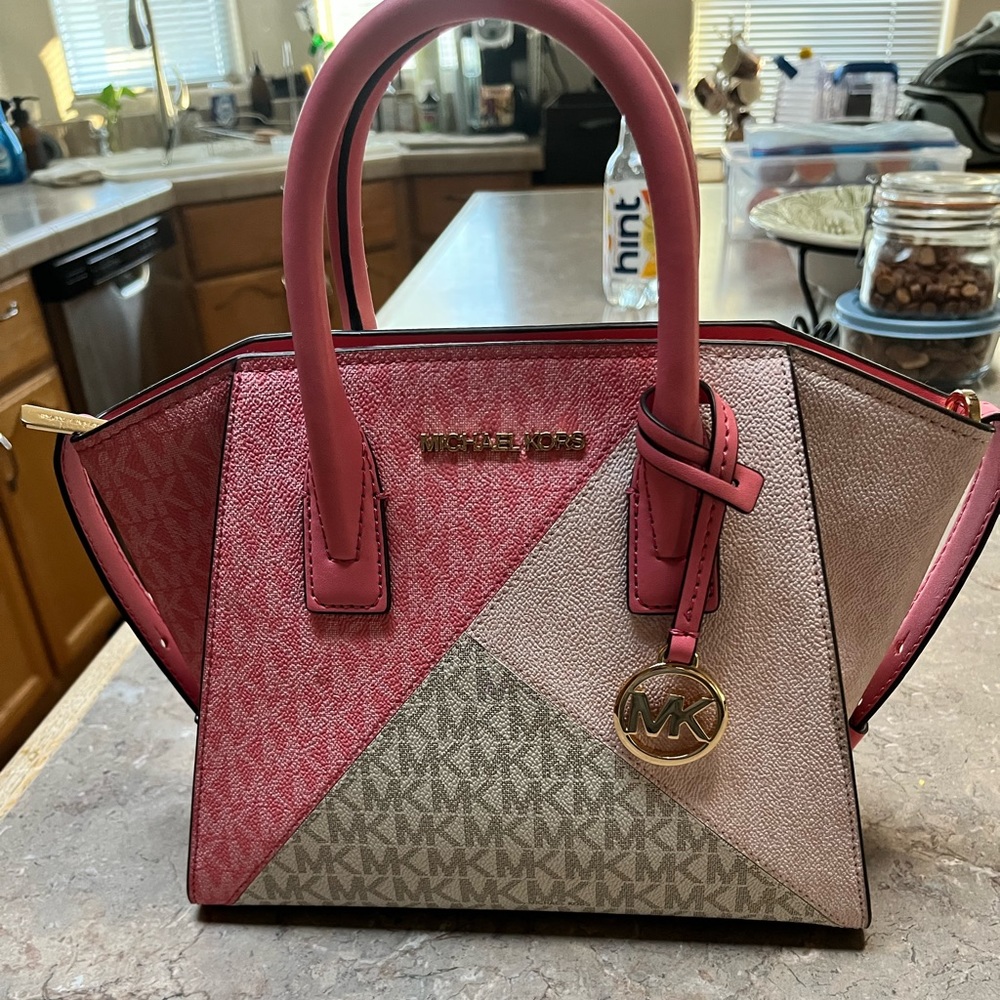 Michael Kors small pink purse